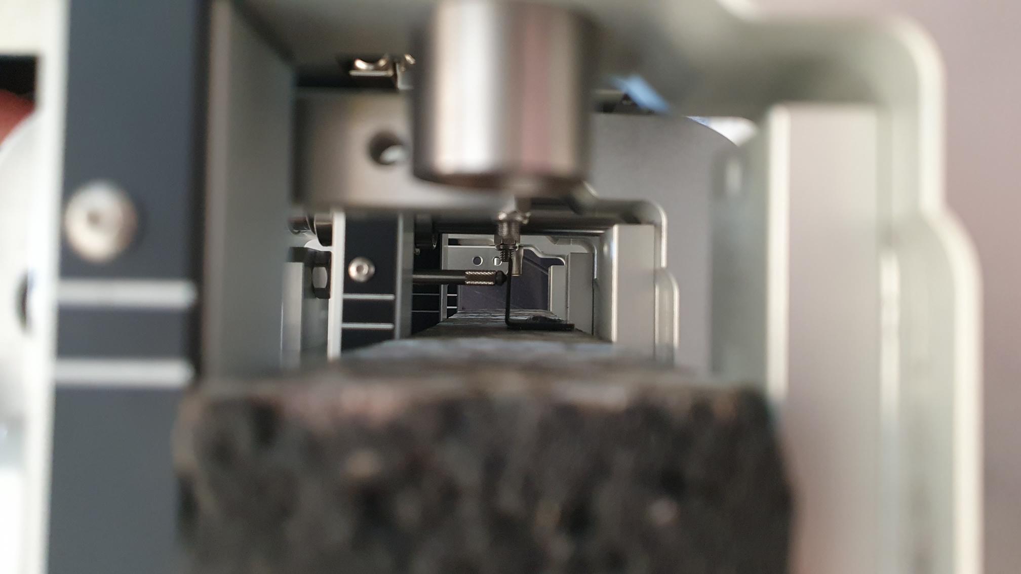 四点弯曲梁委顿试验系统 - J9集团仪器设备中国有限公司