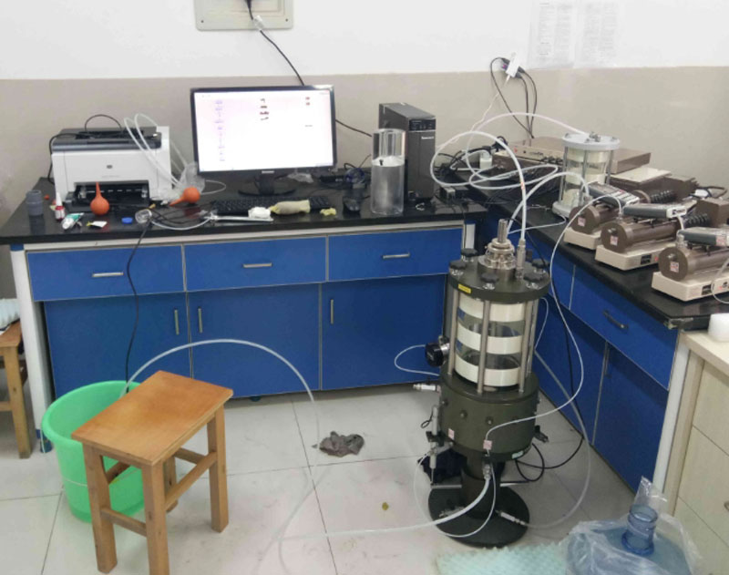 河北工业大学 GDSTTS+HKUST非鼓和土三轴仪